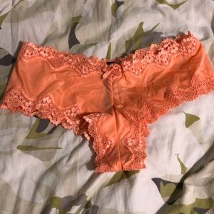 NWT VS cheeky panty